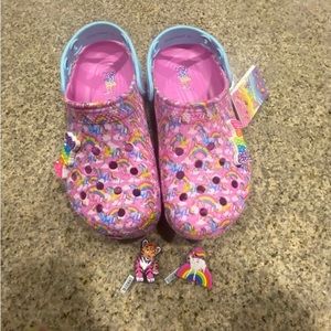 Brand new Lisa Frank crocs and jibbets